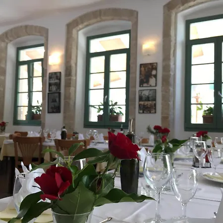 酒店 Televrin 内里吉恩