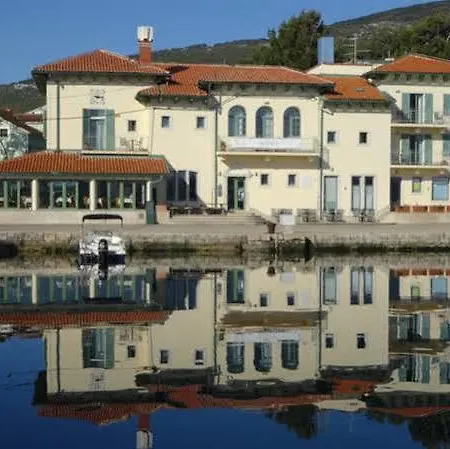 Televrin Hotel 3*